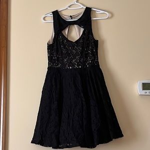 Material girl Size M lace dress